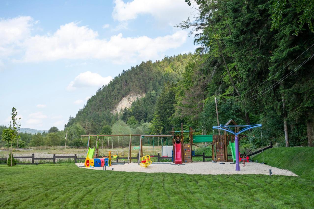 Piatra Pinului Ski & Spa Gura Humorului Luaran gambar