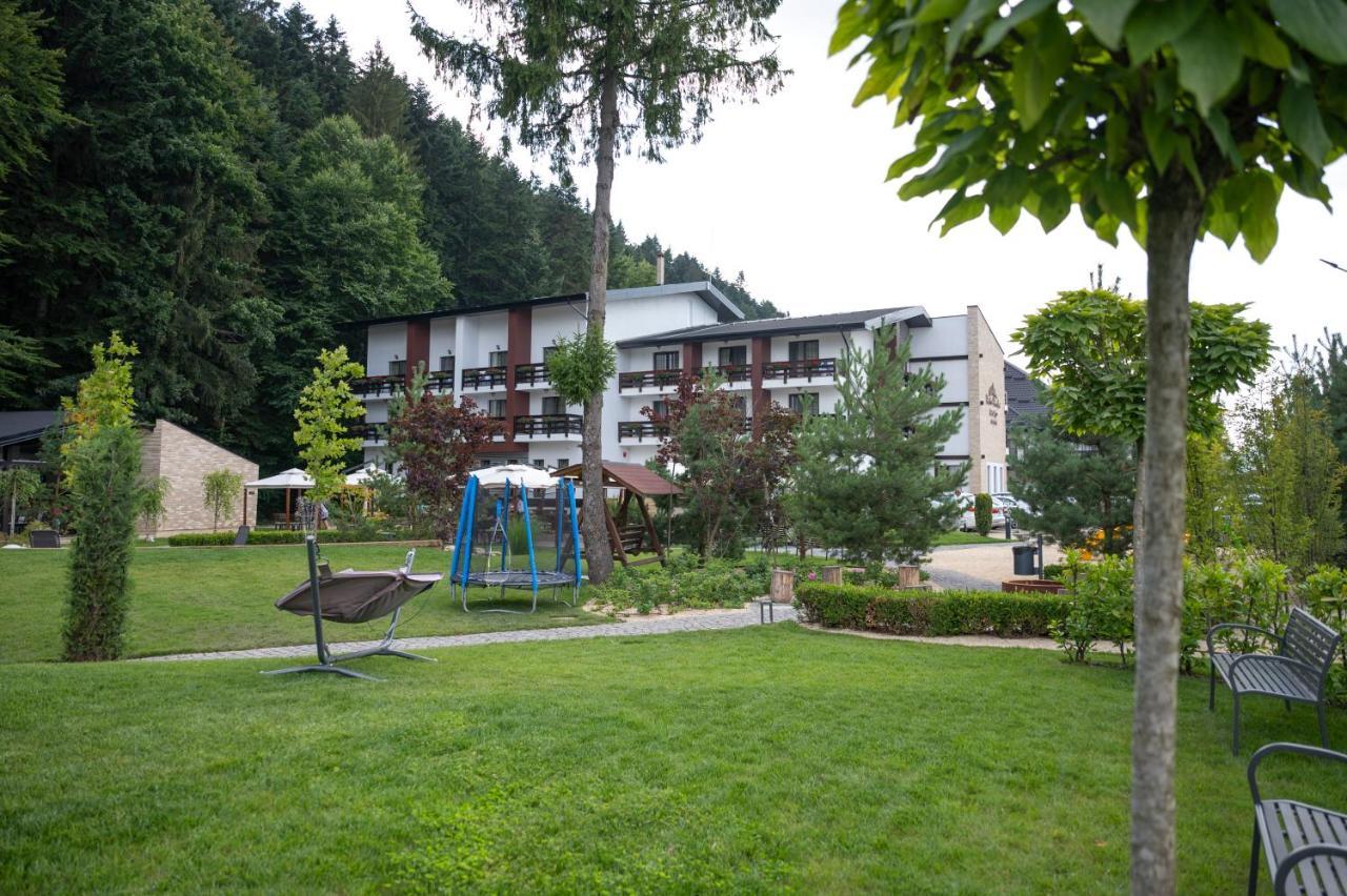 Piatra Pinului Ski & Spa Gura Humorului Luaran gambar