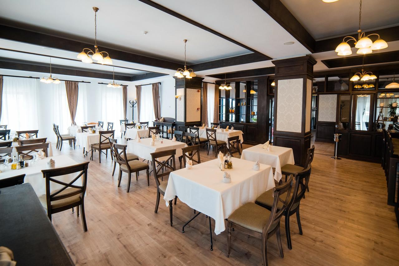 Piatra Pinului Ski & Spa Gura Humorului Luaran gambar