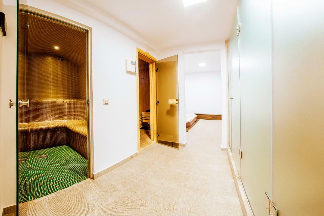 Piatra Pinului Ski & Spa Gura Humorului Luaran gambar